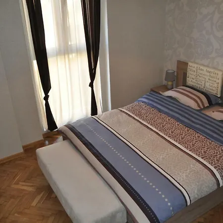 Pretty Apartment Sofia